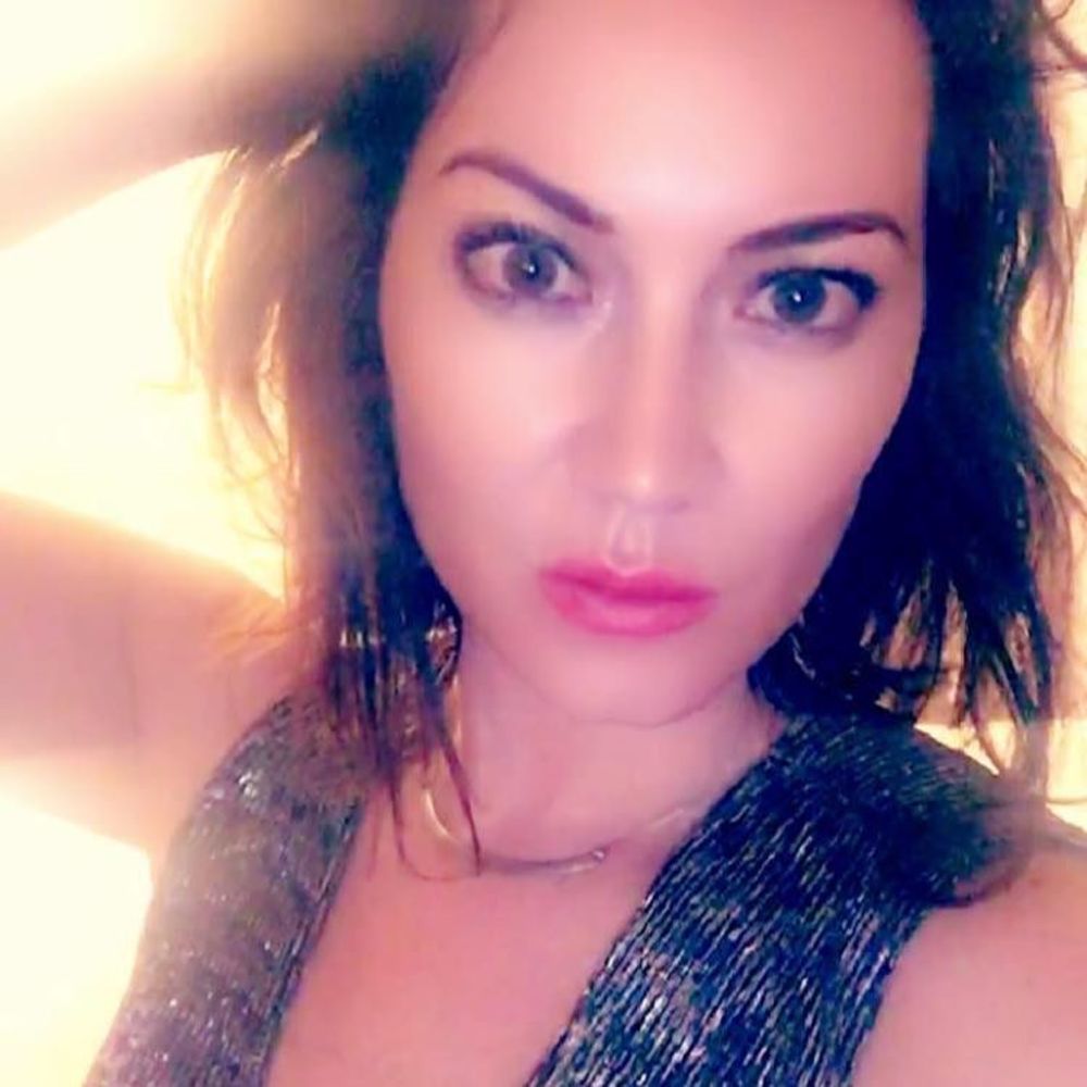 Meet your Posher, Holly