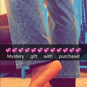 Super cute, soft&stretchy jeans with cute design