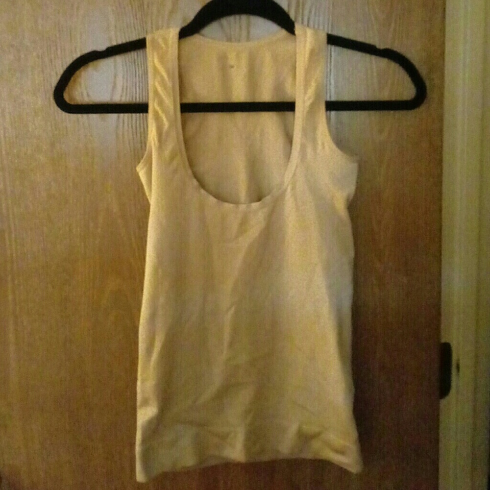 Brand new. Tan sz medium full tank body cyncher