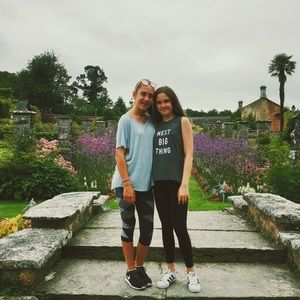 Meet your Posher, Stella