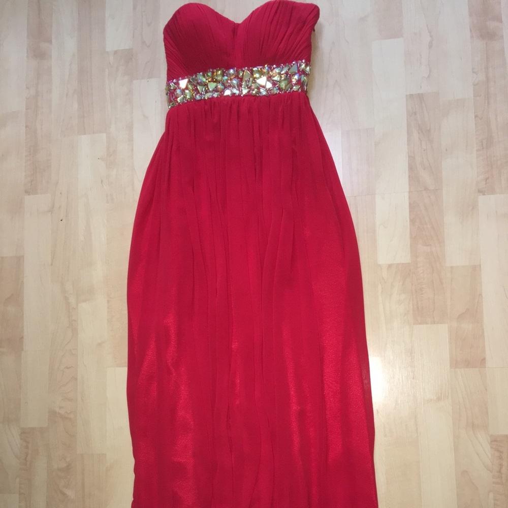Beautiful red prom dress, near perfect condition!