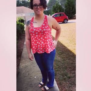 Meet your Posher, Ashley