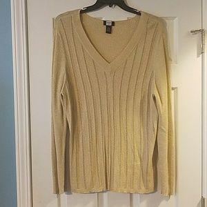 Perfect holiday plus-size sweater, size 26-28