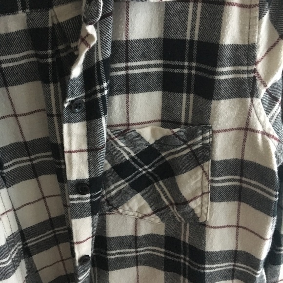 Plaid Long Sleeve - Picture 4 of 4
