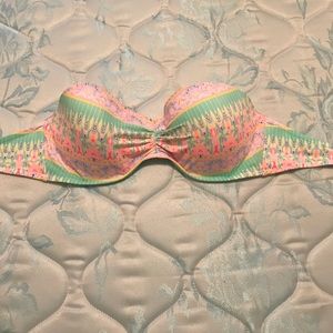 VS bathing suit top NEVER WORN!