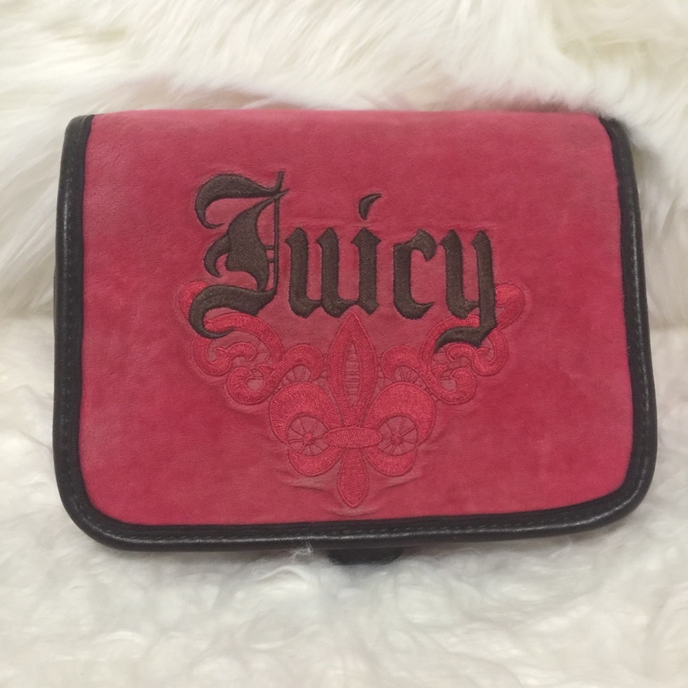 Juicy Couture toiletry bag