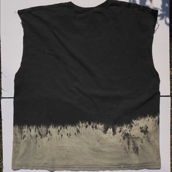 Casa Vlad Bleached Distressed Sleeveless T Shirt - Picture 3 of 4