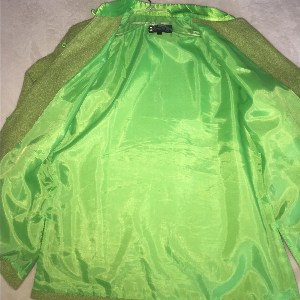 Green Jacket - image 3