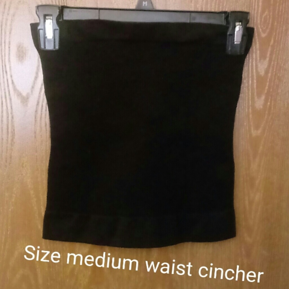Brand new black medium waist cincher