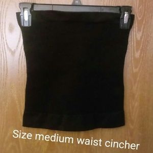 Brand new black medium waist cincher