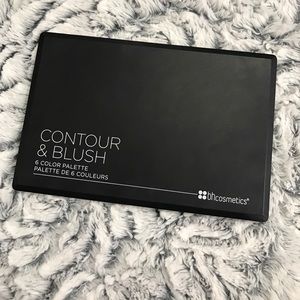 BH Cosmetics Contour & Blush Palette!