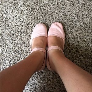 Light pink size 9 mary janes
