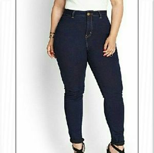 NWT Forever 21 High Waisted Jeans Petite Short