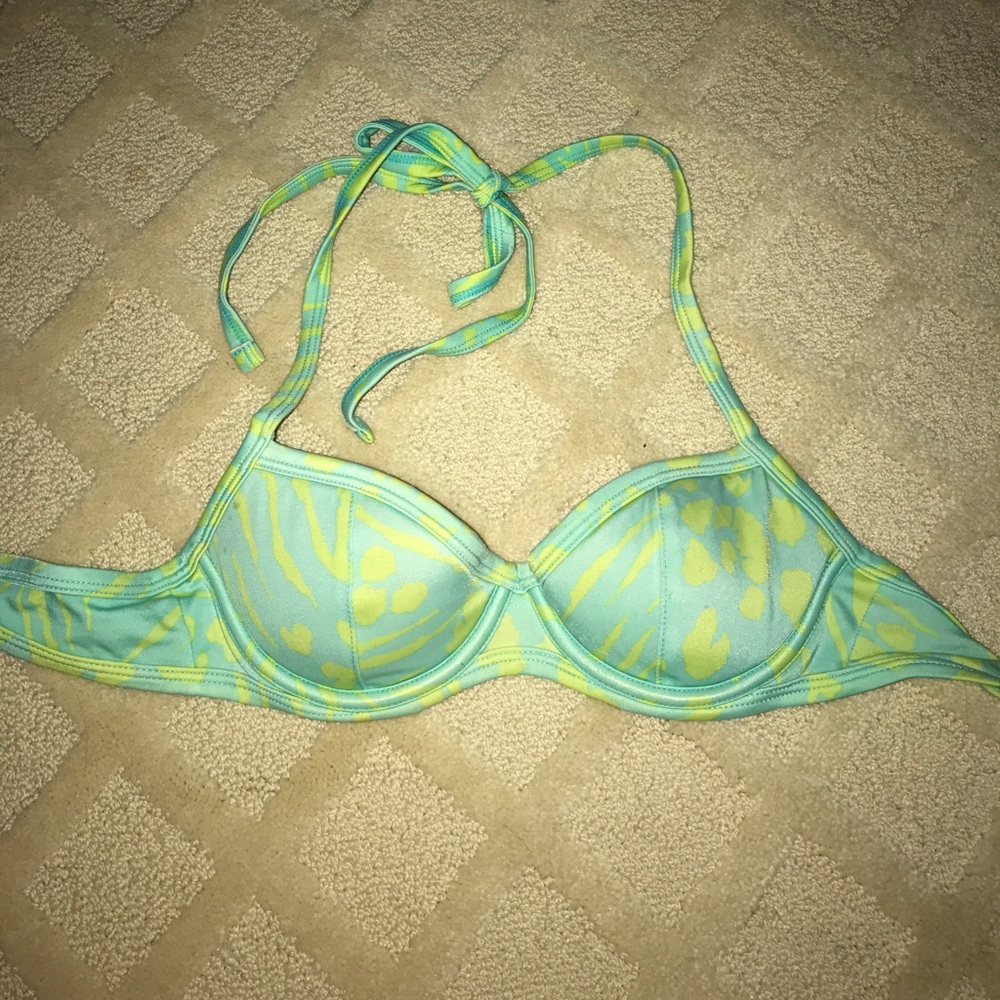 victoria's secret bathing suit top