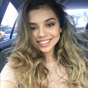 Meet your Posher, Miriam