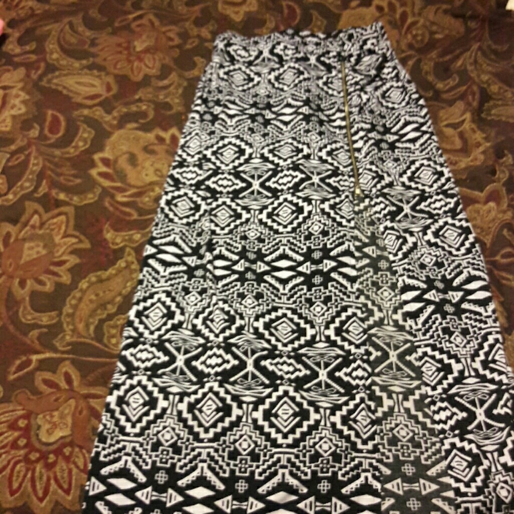 Maxi skirt