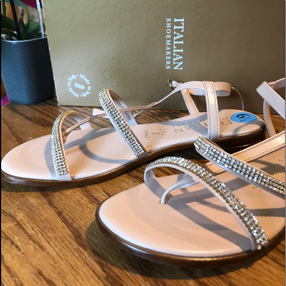 *new* size 6.5 pink women's sandal