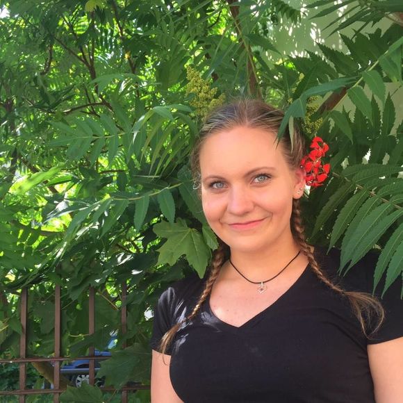 Meet your Posher, Taira - Picture 1 of 1