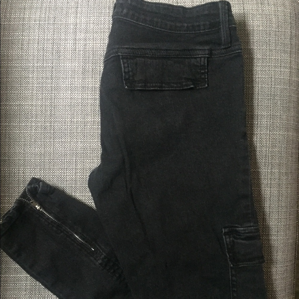 Bullhead Women's Cargo Skinny Pants