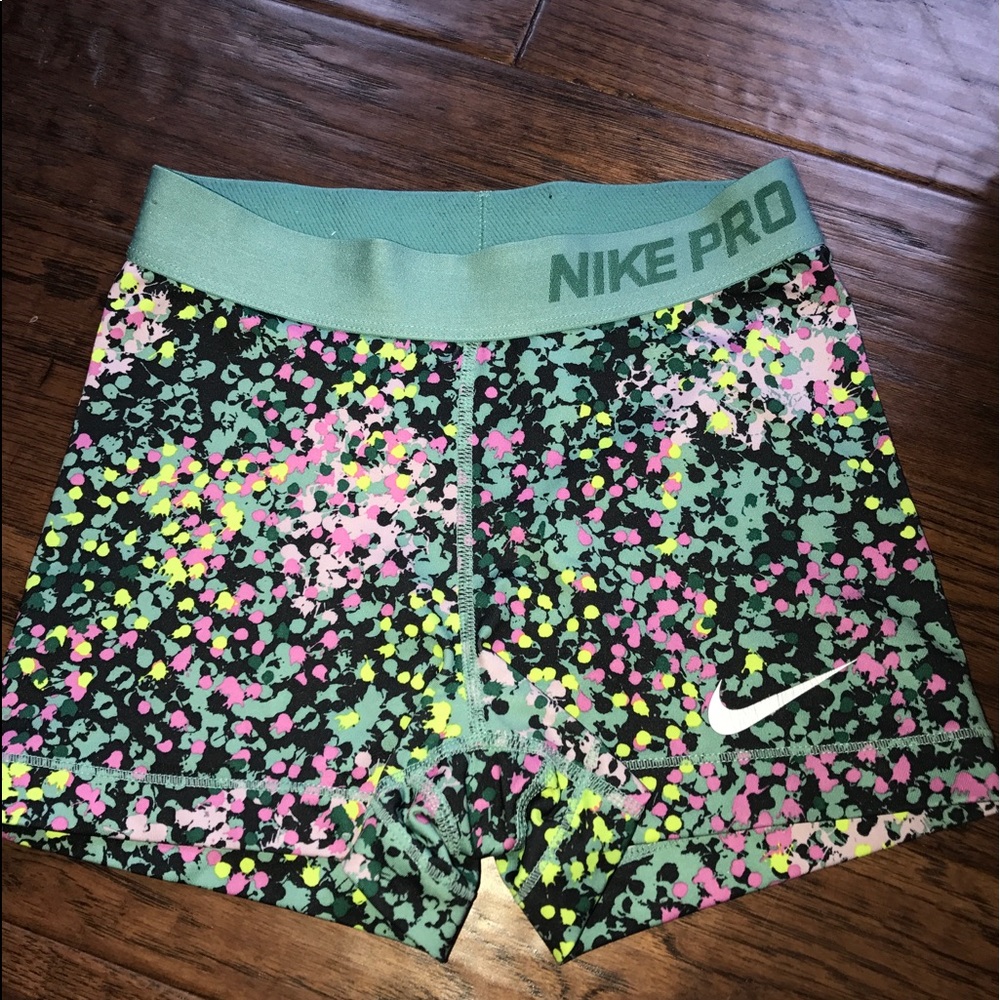 Women's Nike pro compression shorts