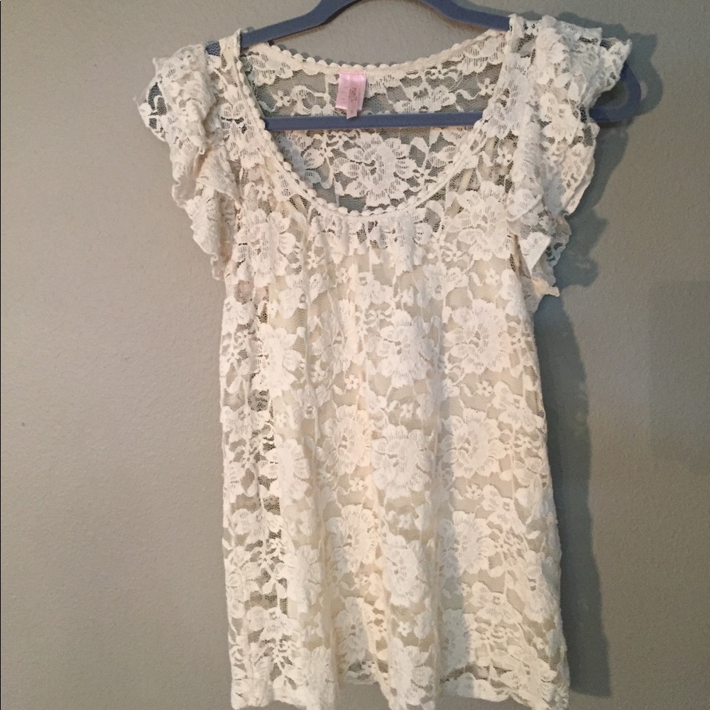 Lacy top with capped sleeves