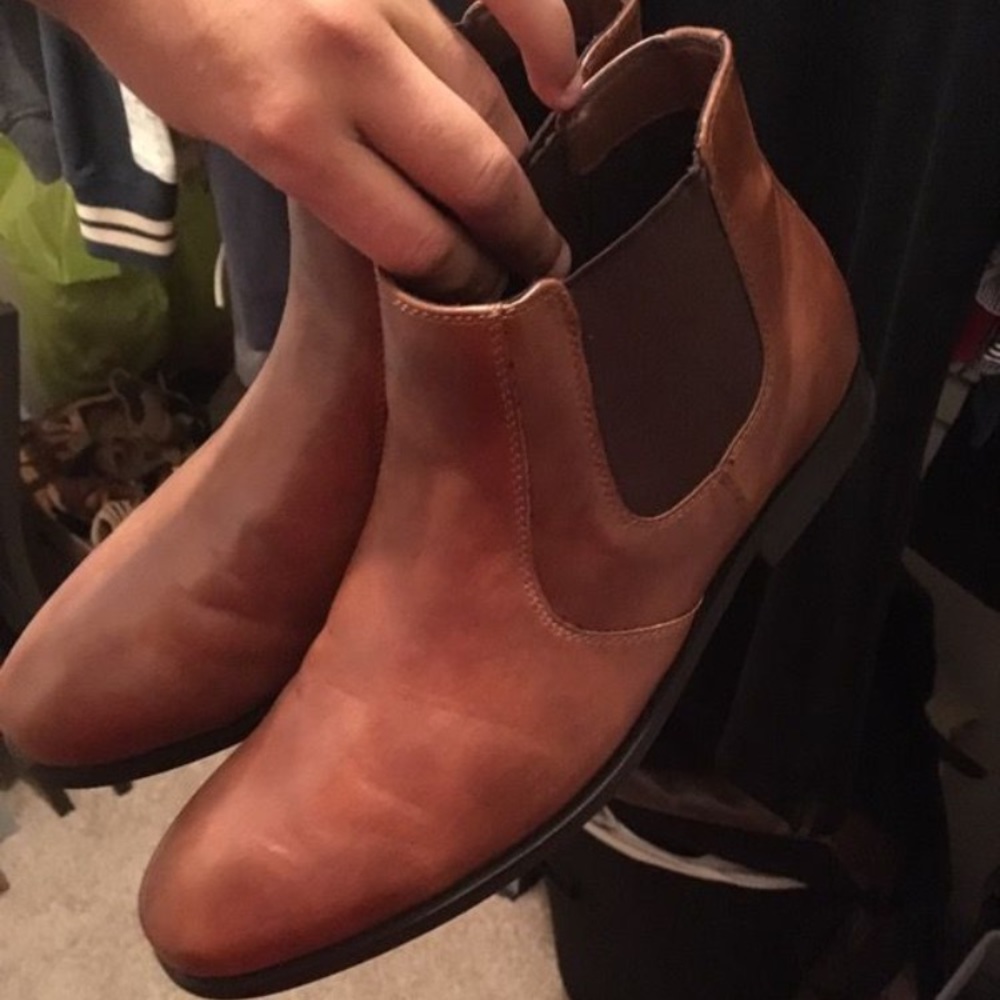 Chelsea boots (Call it Spring)