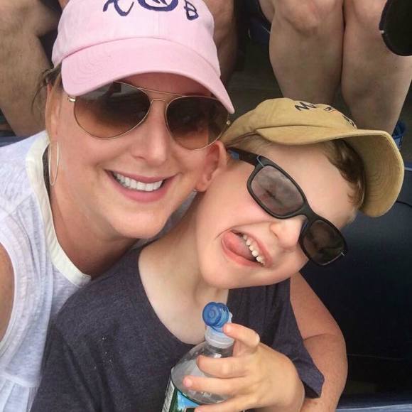 Meet your Posher, Amy - Picture 1 of 1