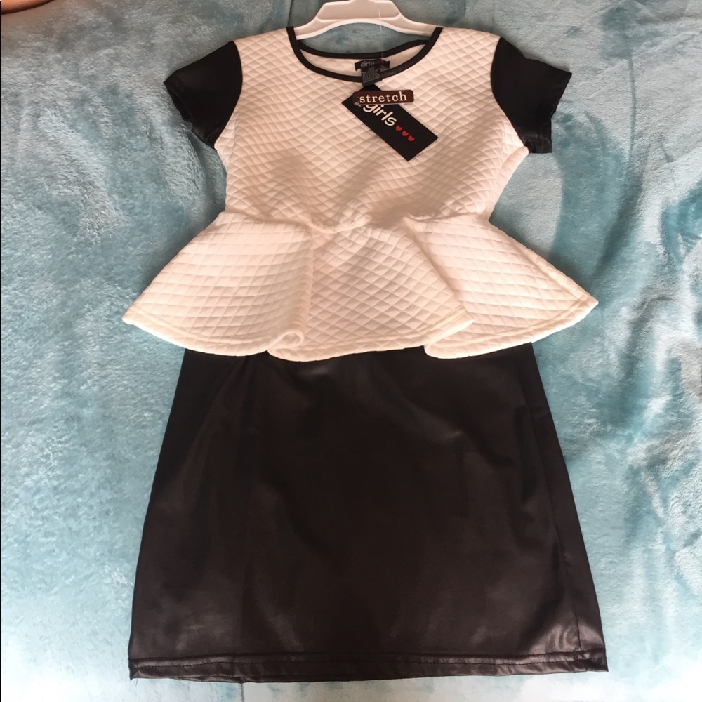 Girls size 14/16 dress