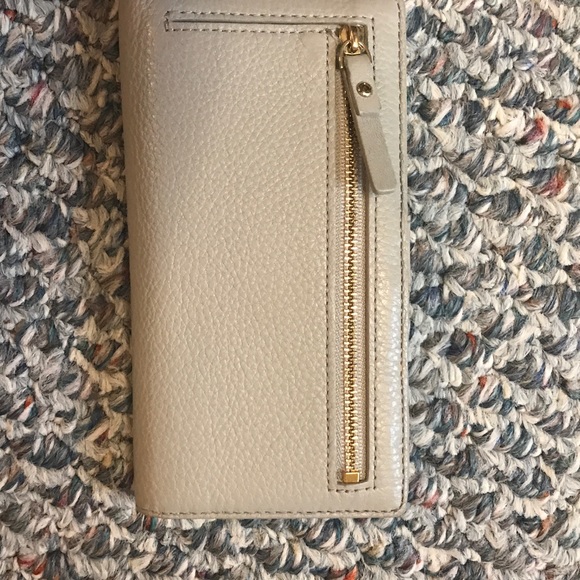Kate Spade wallet - Picture 3 of 3