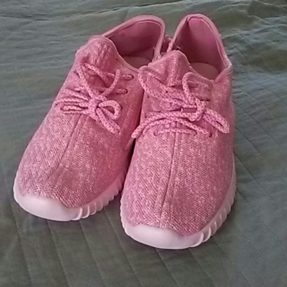 Akexiya sneakers - Picture 1 of 3