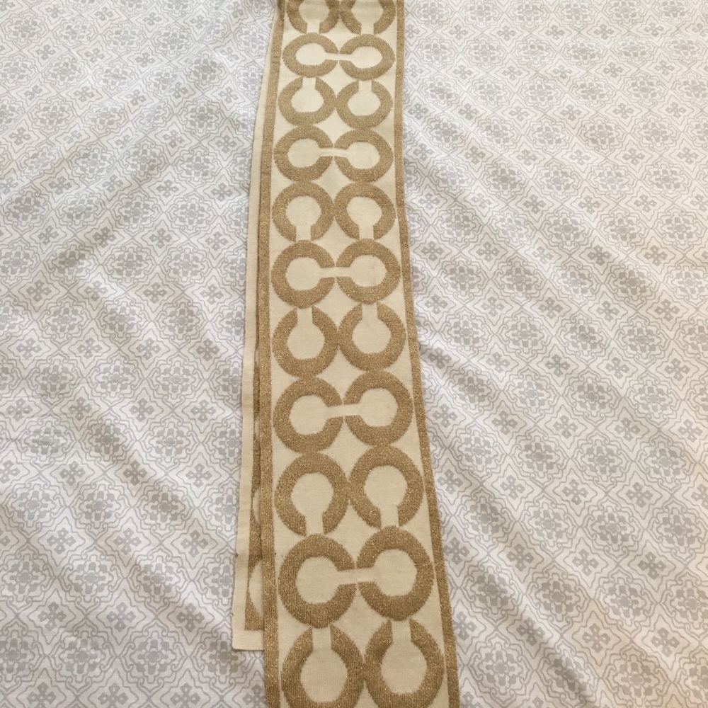 COACH Scarf