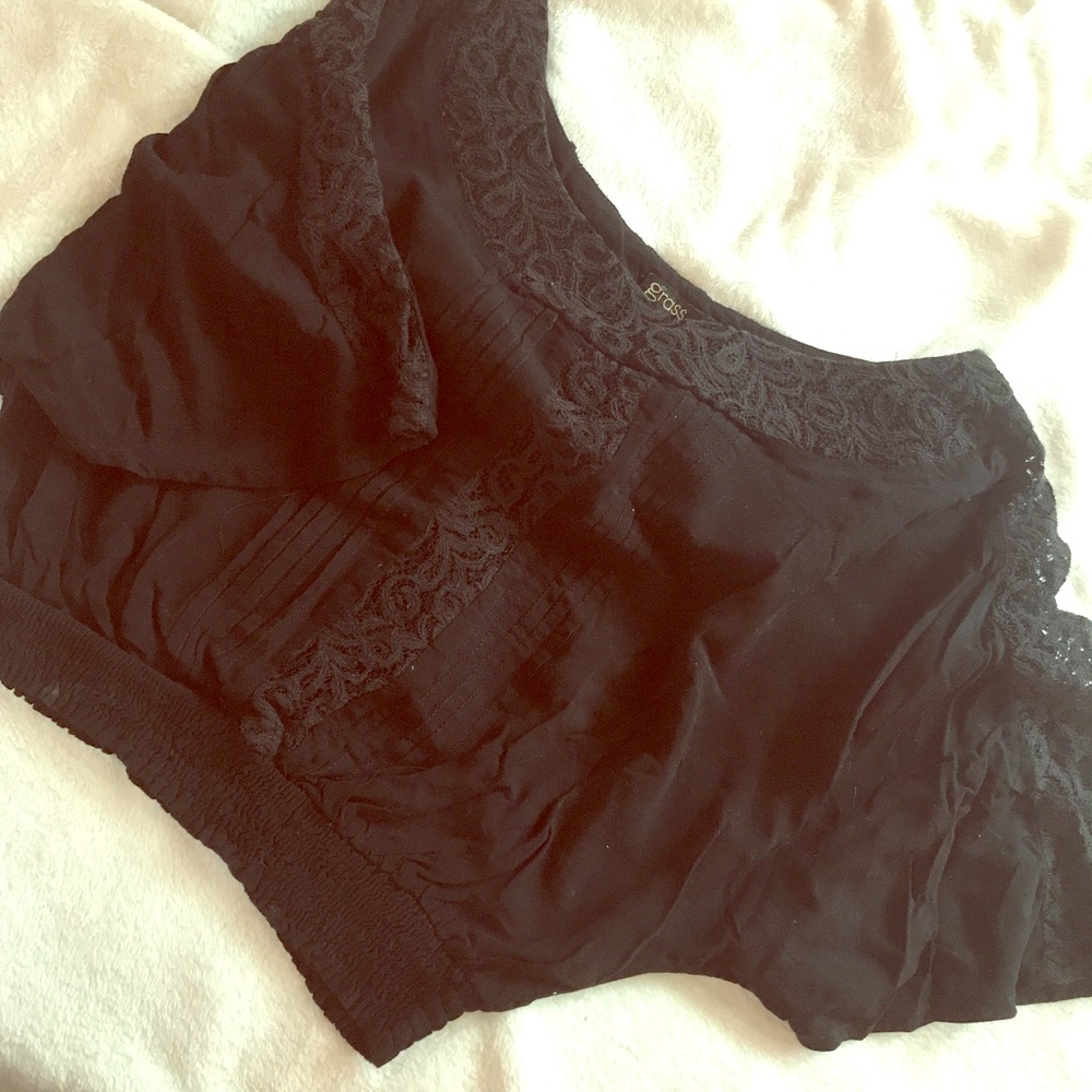 Black crop top