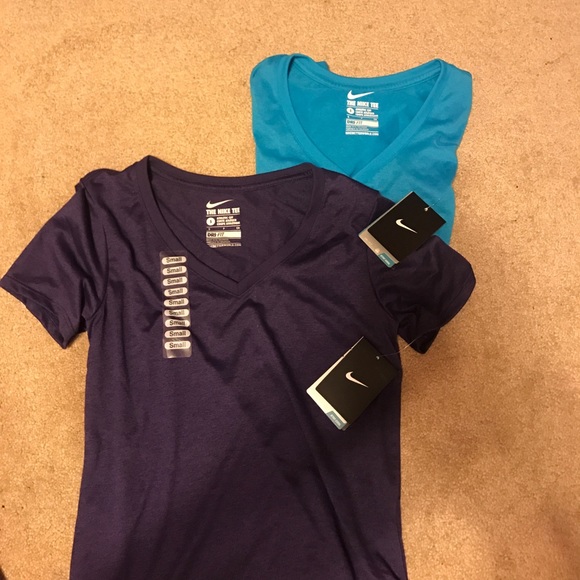 2 Nike Dri-fit tees - Picture 1 of 1