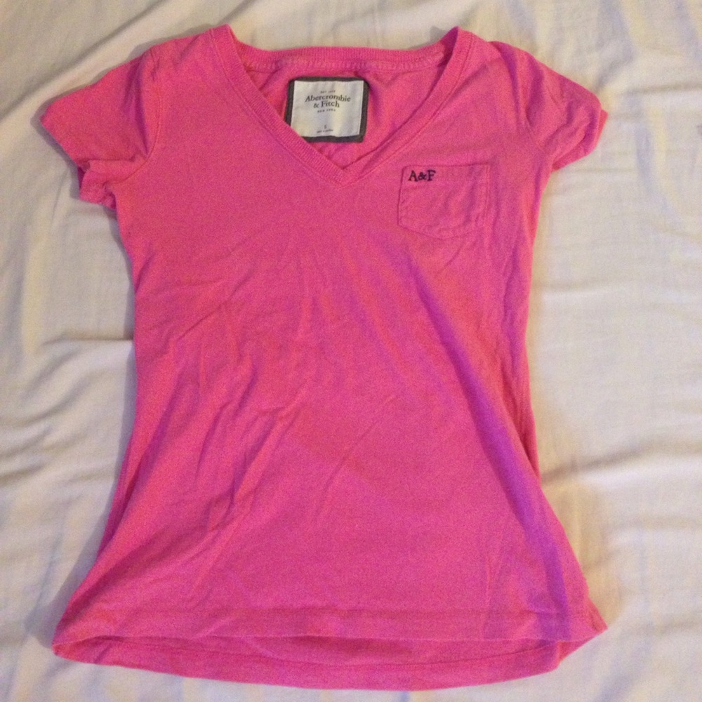 Pink abercrombie&fitch shirt