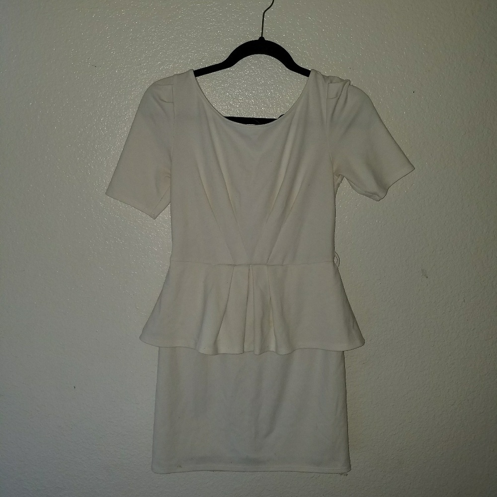 Foreign Exchange all white dress