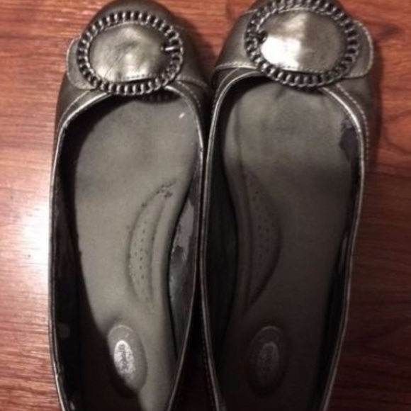 dr scholls silver flats
