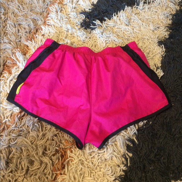 Nike Running Shorts - Picture 2 of 6