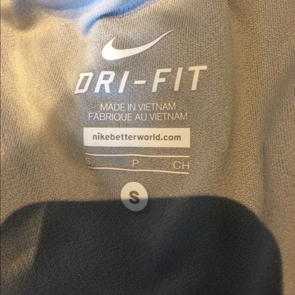 Nike Running Shorts - Picture 5 of 6