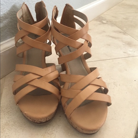 Wedges💐 - Picture 2 of 4