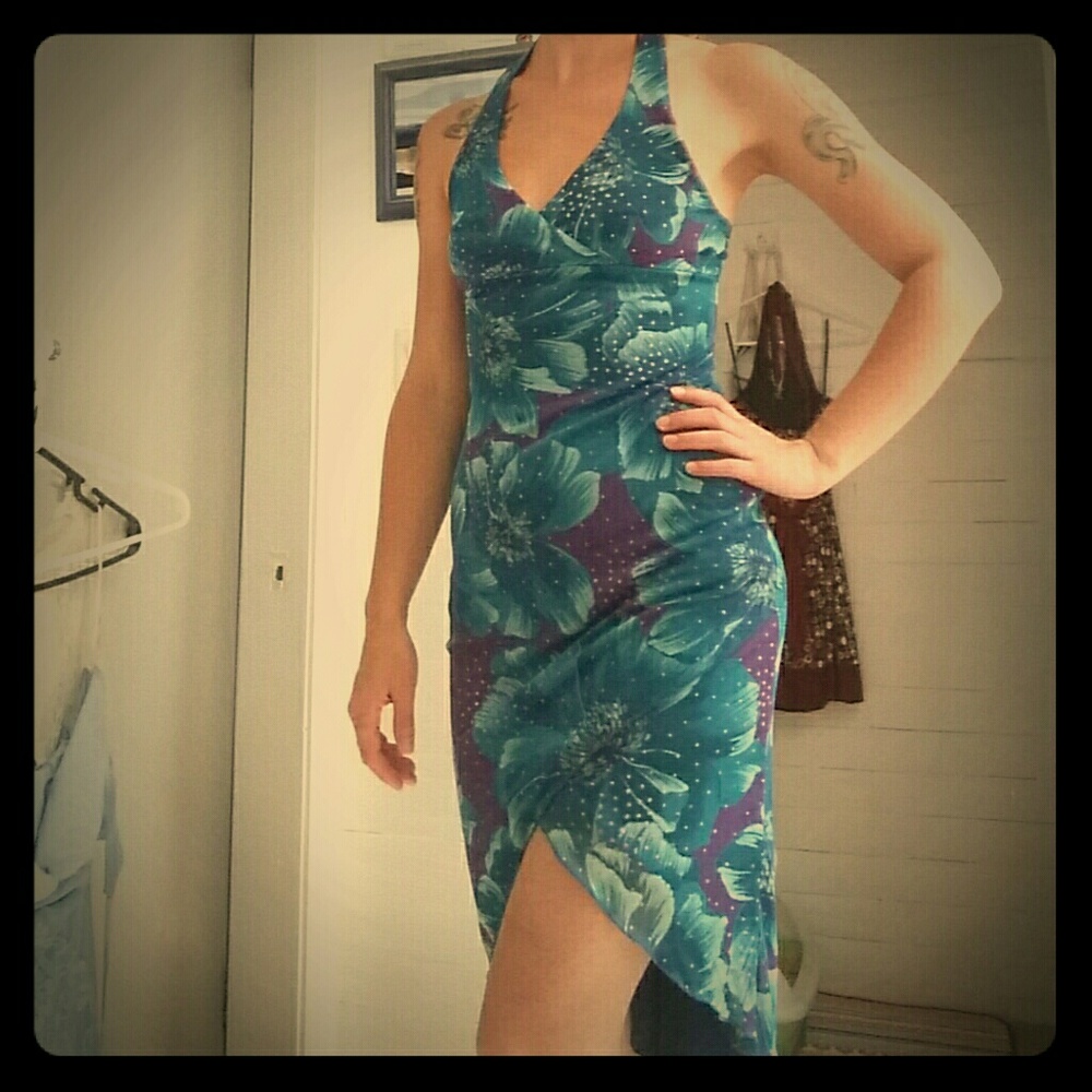 Halter hi-lo dress