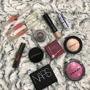 Makeup bundle!