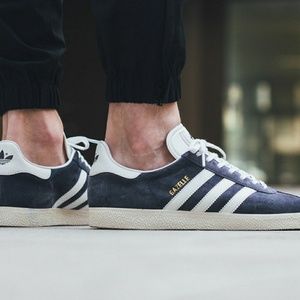 Adidas Gazelle 7Mens/8.5women (*lightly WORN once)