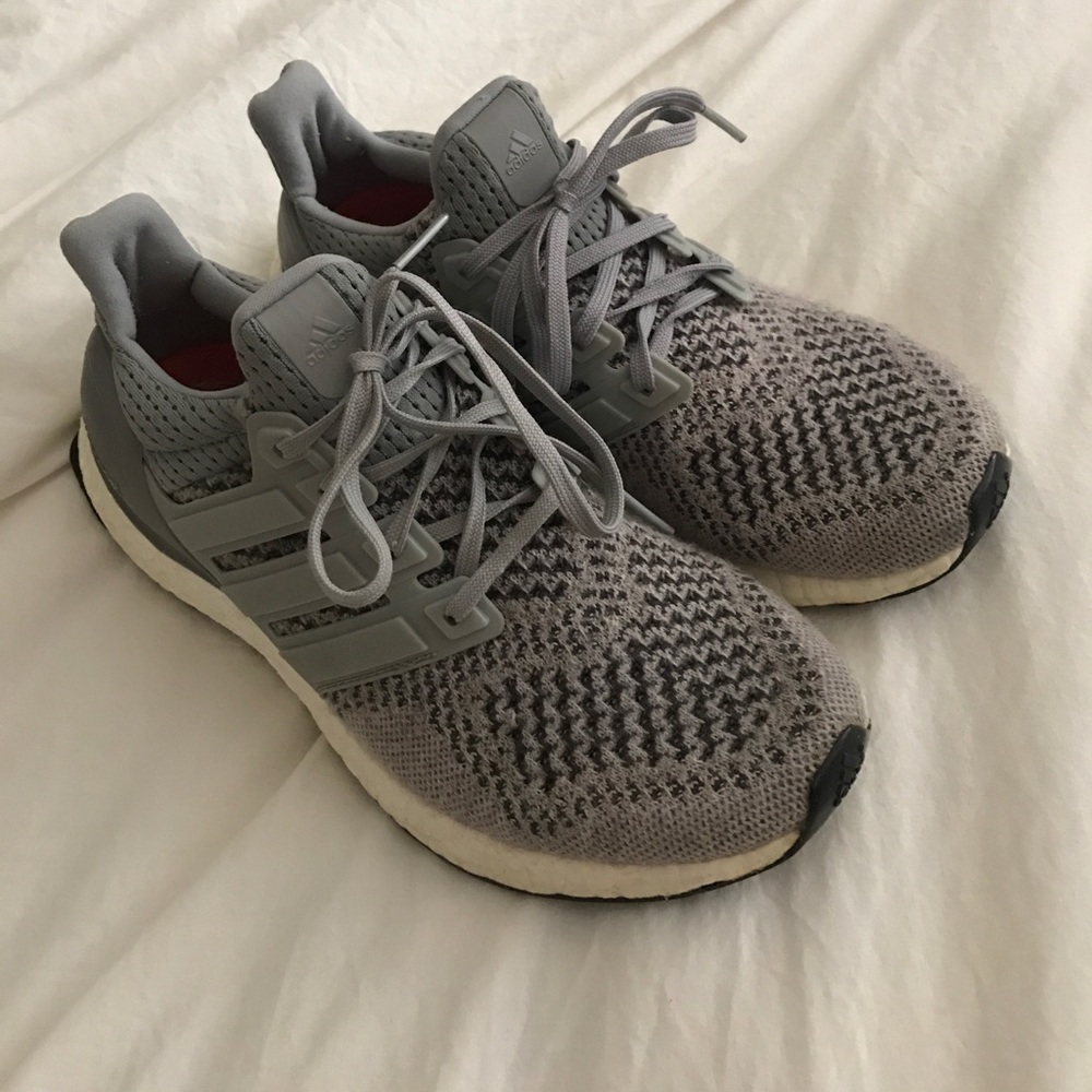 ADIDAS ULTRA BOOST