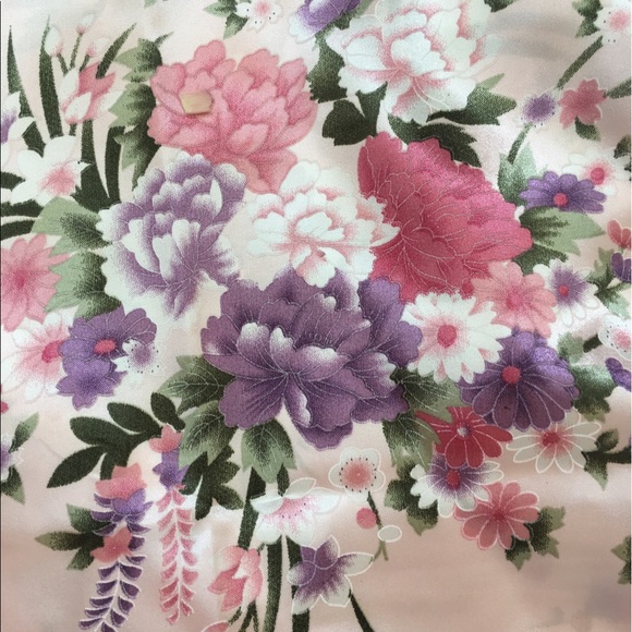 Set of 11 bridal kimono satin floral robes NEW - Picture 5 of 8