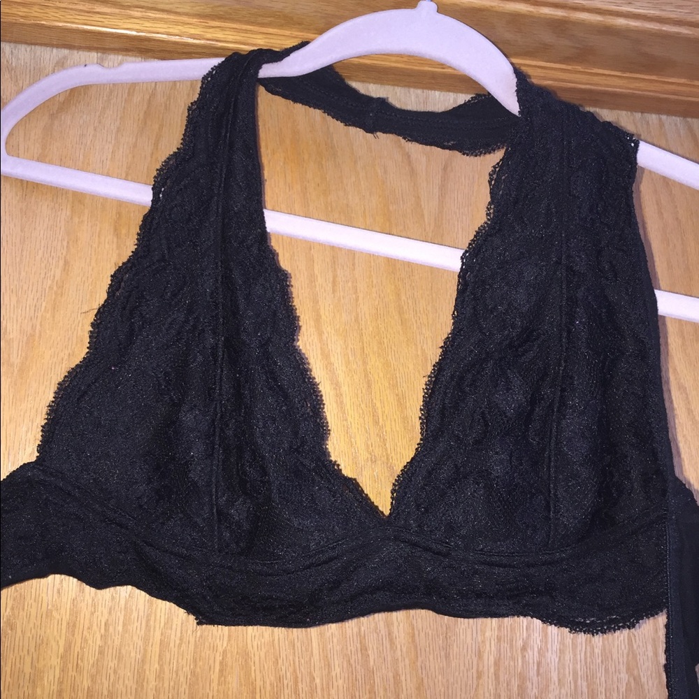 URBAN OUTFITTERS BRALETTE