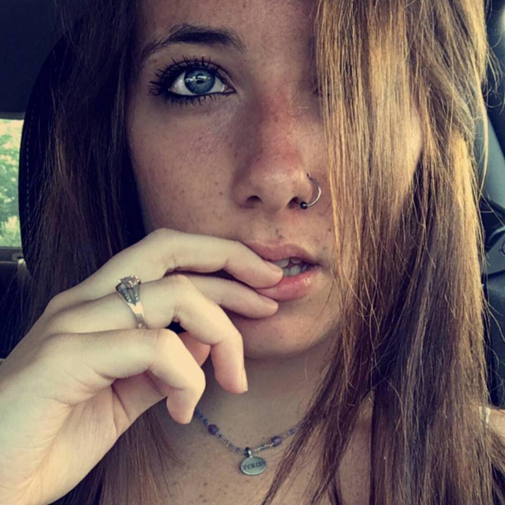 Meet your Posher, Mae-lynn