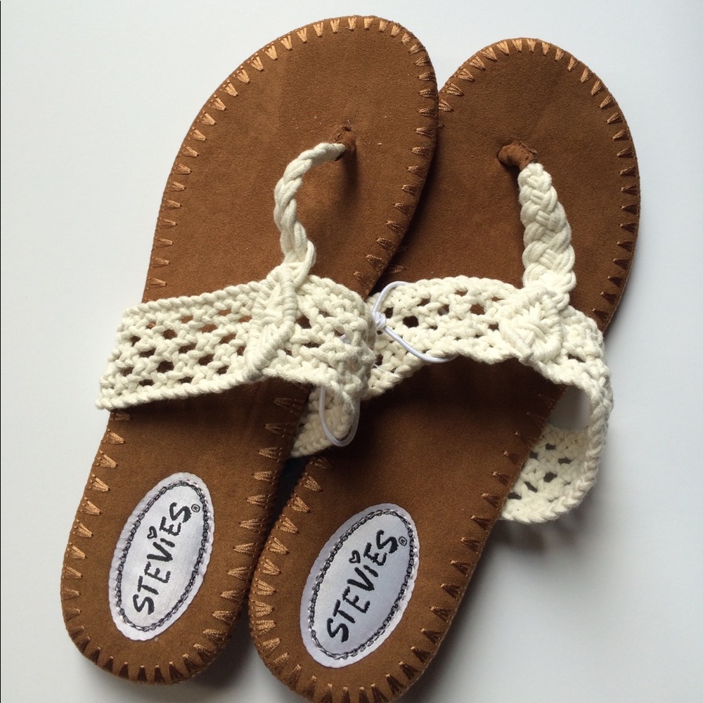 Summer sandal Stevie's sandals NWT great crochet look