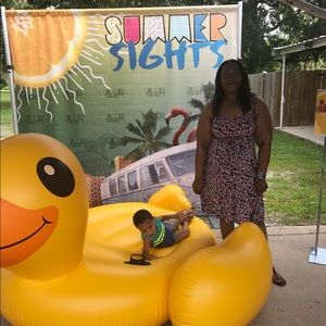 Meet your Posher, Debra