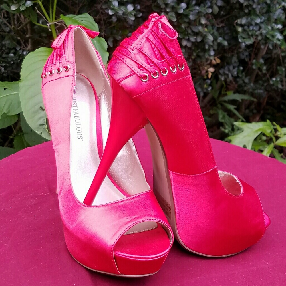 JustFabulous red satin corset accent stiletto