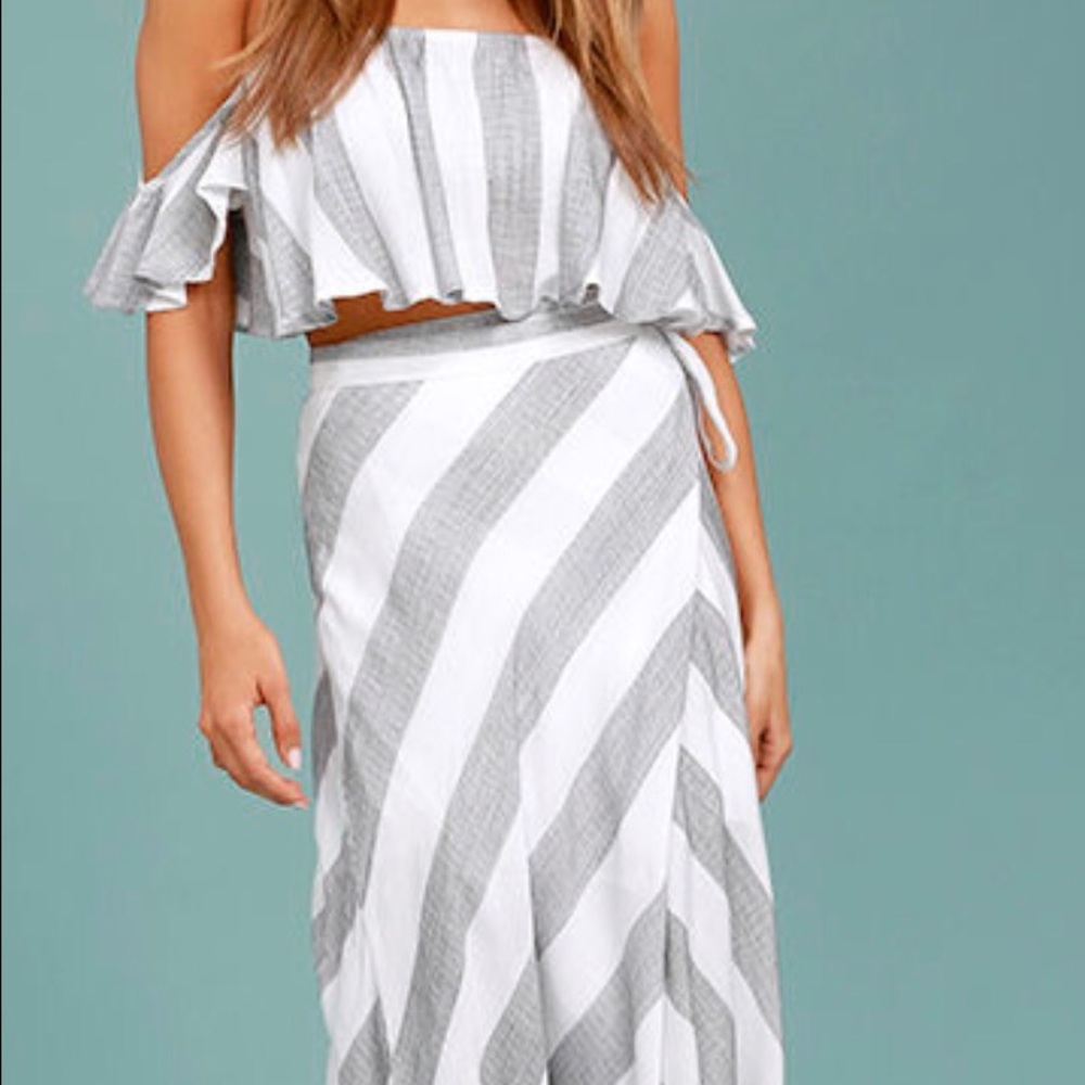 Grey / White Striped Wrap Skirt Set (NWOT)